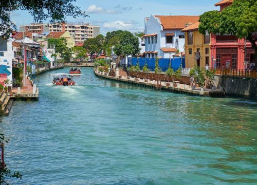 Singapore and Kuala Lumpur with Coach – 6N / 7D